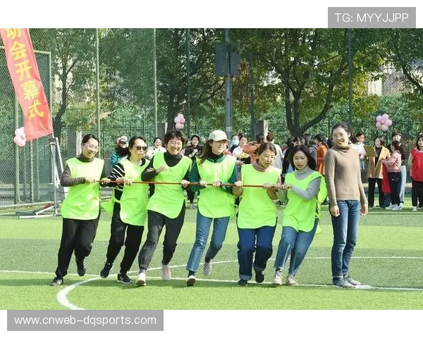 综合格斗健身课程被引入企业团建活动,成为团队协作训练新形式 综合格斗健身课程被引入企业团建活动,成为团队协作训练新形式