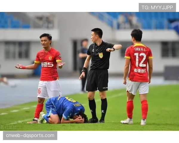 观点：混合防守的代价——部分球队过度协防导致三分线外漏洞频出